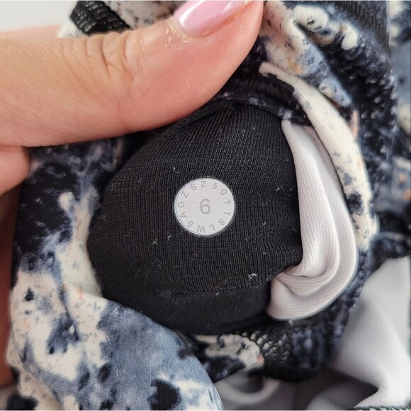 Lululemon Wunder Under Hi-Rise Tight 28 Inch Spring Bloom Multi Leggings 6 - Picture 9 of 13